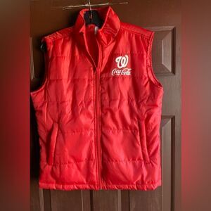 𝅺associated Premium Corporation “W” Coca-Cola Vest